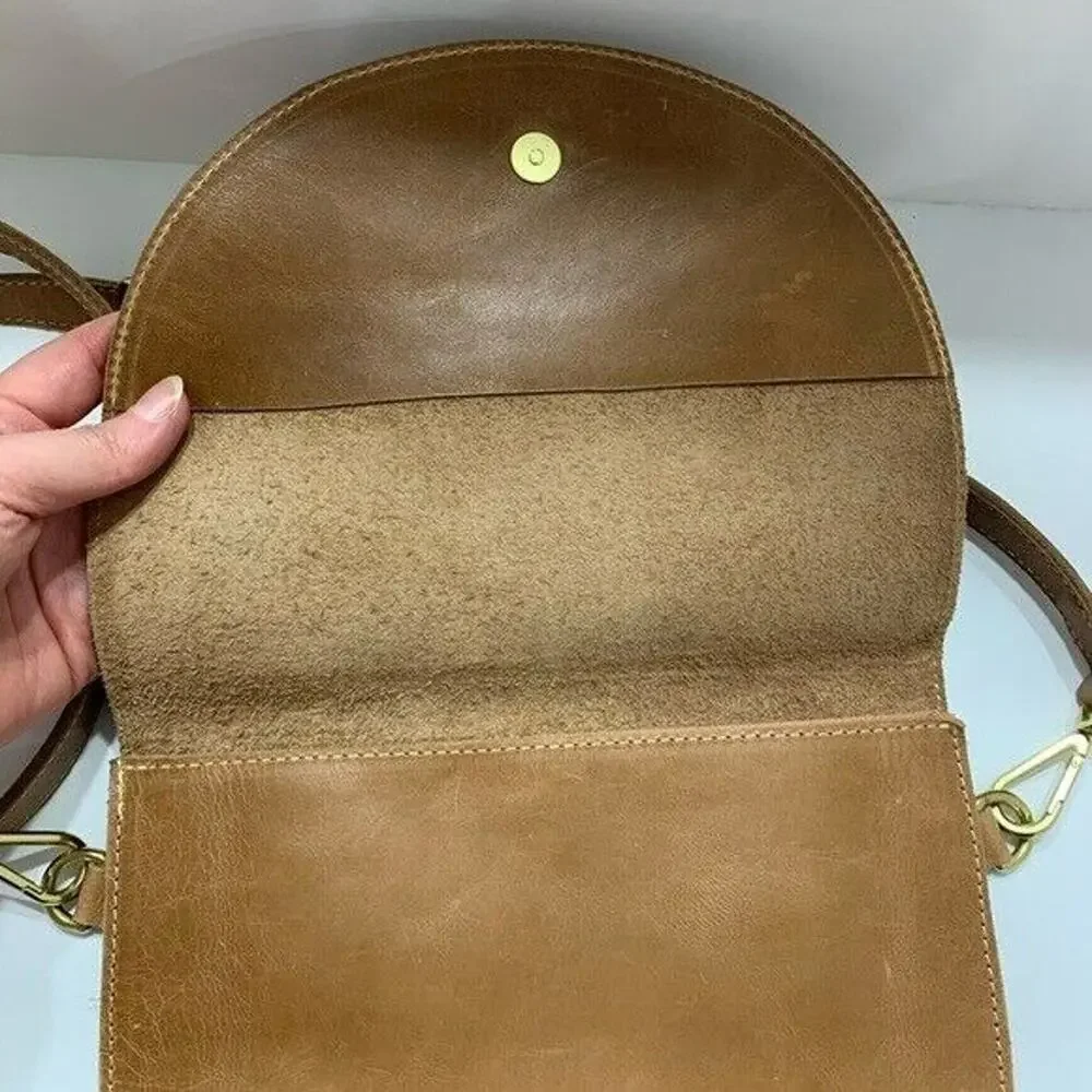 Sseko‎ Half Moon Cognac Leather Crossbody Bag Adjustable Strap Purse Size Small
